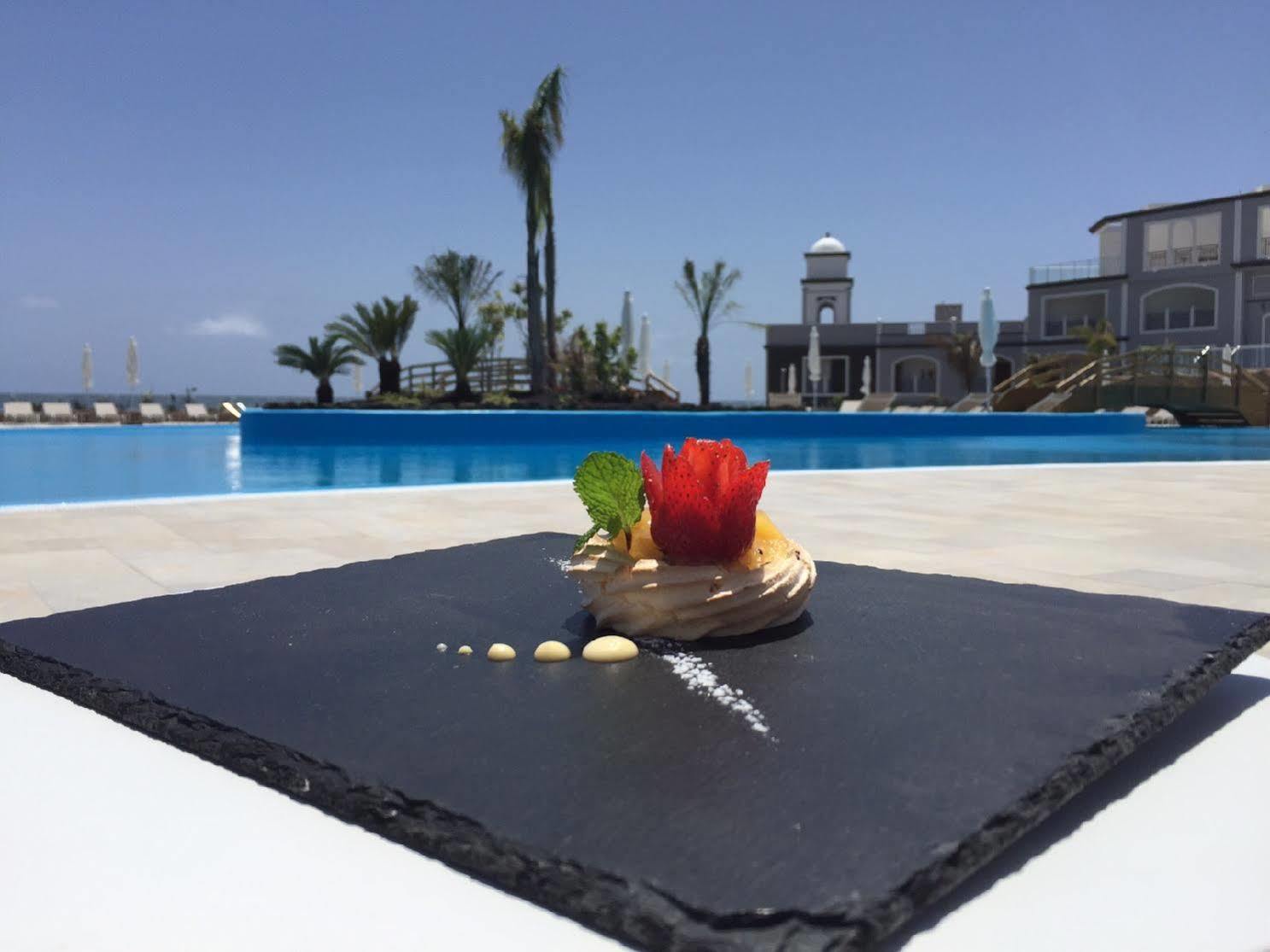 Royal Palm Resort & Spa (Adults Only) Playa De Esquinzo Екстериор снимка